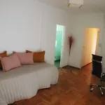 Amplio Departamento,totalmente equipado, ideal 2 Personas, cerca de todos los puntos turisticos de CABA